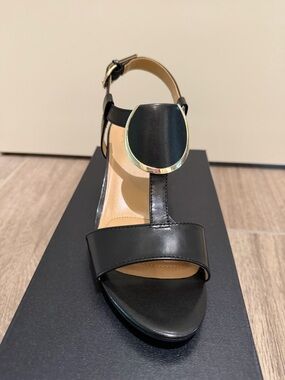 Black Naturalizer heels